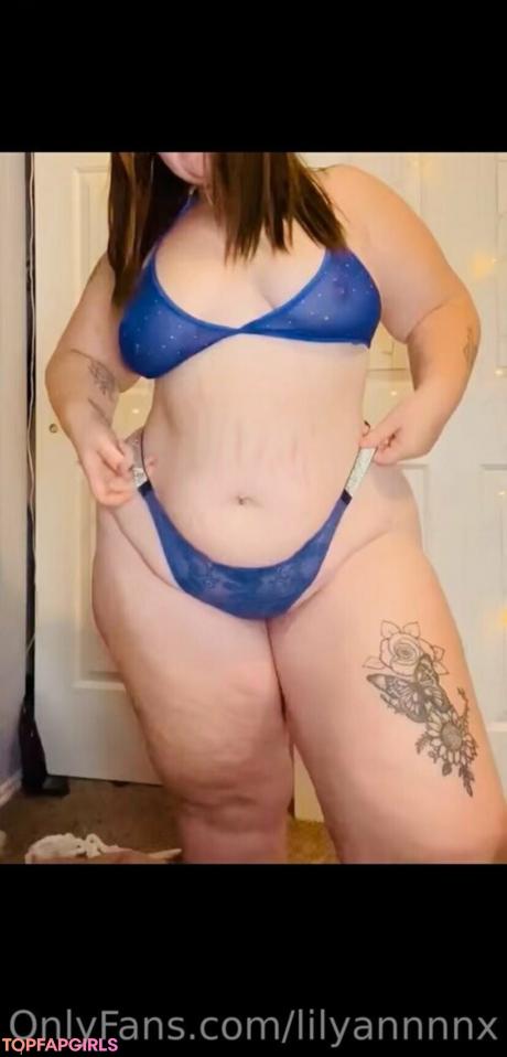 Lilyannnnx nude leaked OnlyFans photo #13