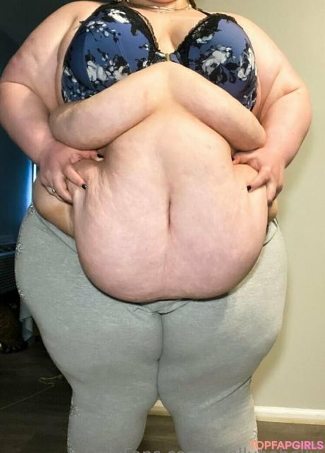 Shellybobelly nude leaked OnlyFans photo #34