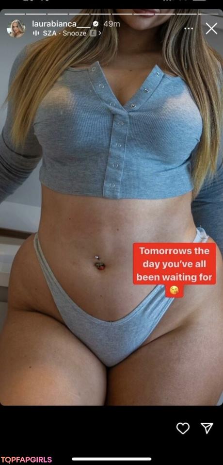 Laura nude leaked OnlyFans photo #6