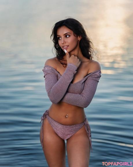 Rachel nude leaked OnlyFans photo #12