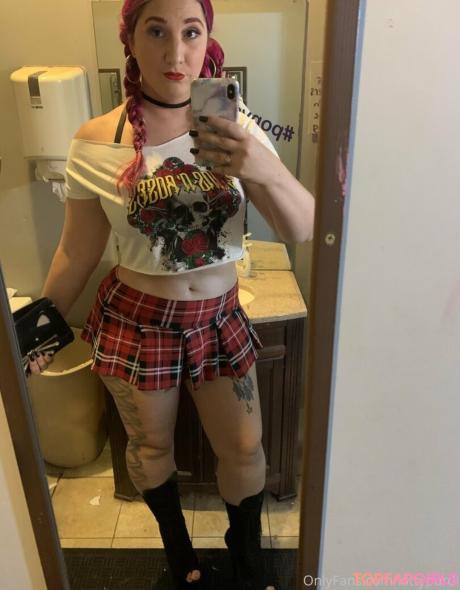 Kittypurdi nude leaked OnlyFans photo #5