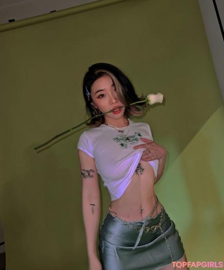 Tiffanie nude leaked OnlyFans photo #106