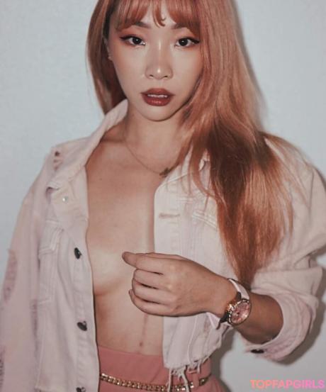 Tiffanie nude leaked OnlyFans photo #72