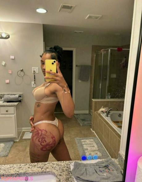 Trapsweetyy nude leaked OnlyFans photo #13