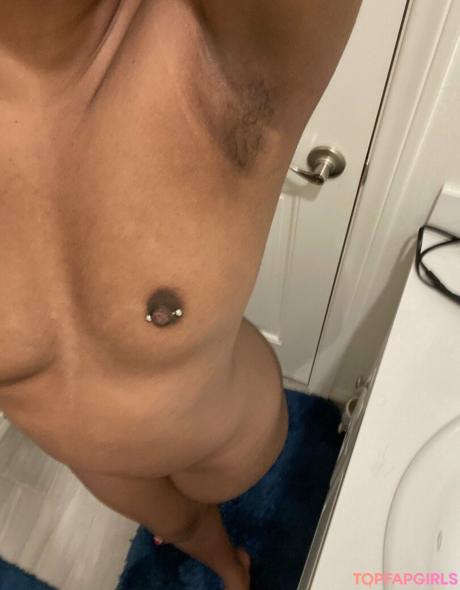 Nutfornikita nude leaked OnlyFans photo #1