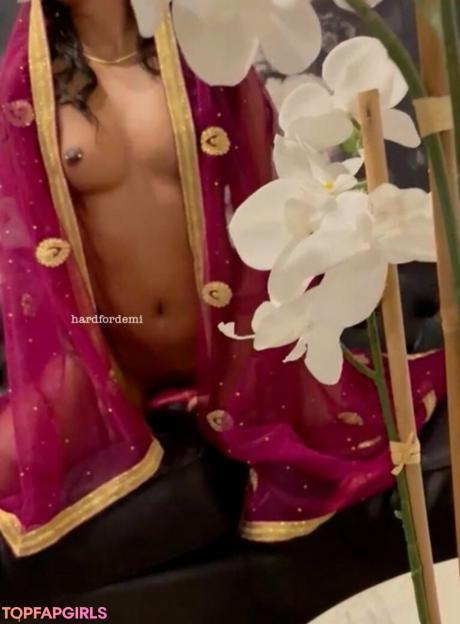 Nutfornikita nude leaked OnlyFans photo #15