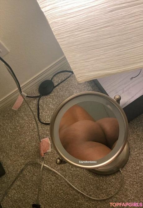 Nutfornikita nude leaked OnlyFans photo #82