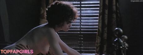 Helena nude leaked OnlyFans photo #18