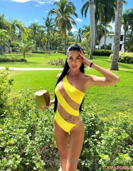 Mari nude leaked OnlyFans photo #19
