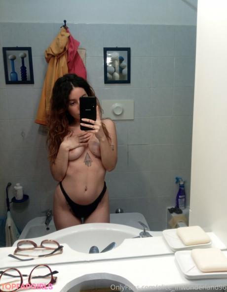 Alice_inwonderland96 nude leaked OnlyFans photo #40