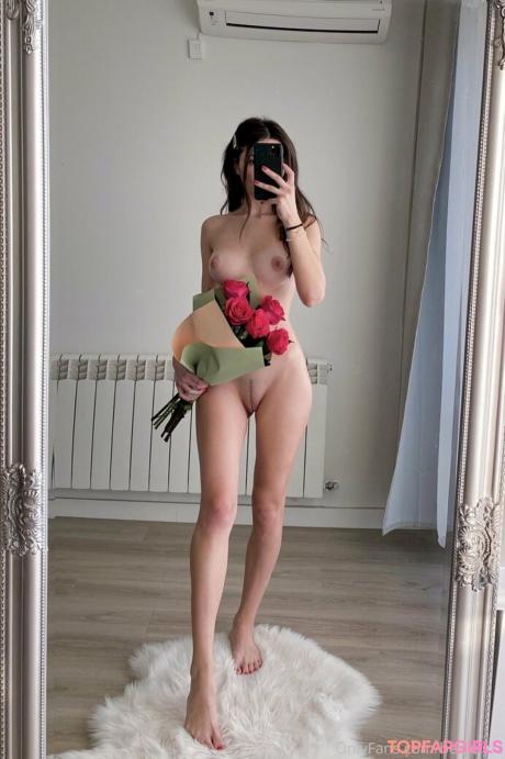 Bee.elina nude leaked OnlyFans photo #85
