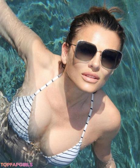 Elizabeth nude leaked OnlyFans photo #1
