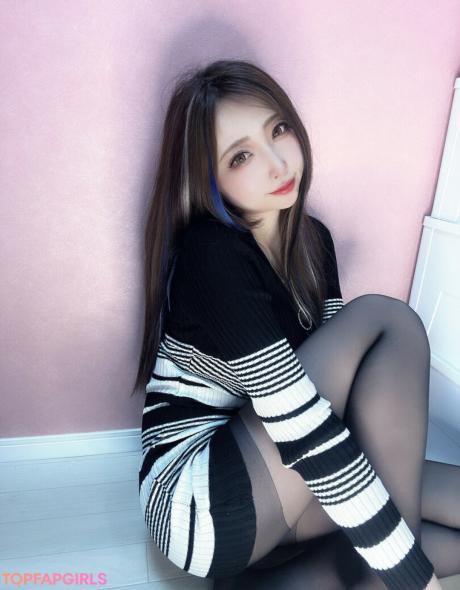 Momoiro nude leaked OnlyFans photo #10