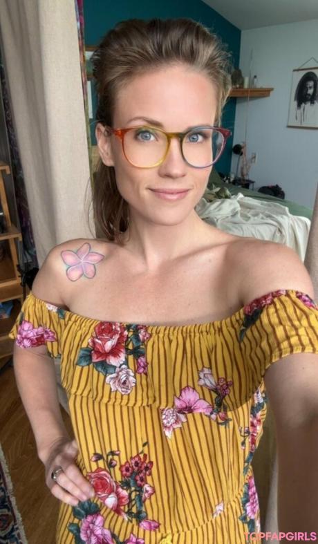 Skyra nude leaked OnlyFans photo #23