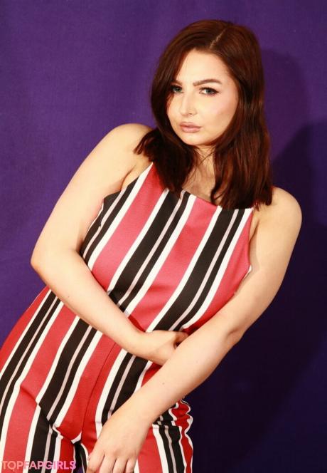 Curvylucina nude leaked OnlyFans photo #48