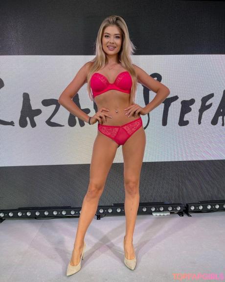 Weronika nude leaked OnlyFans photo #33