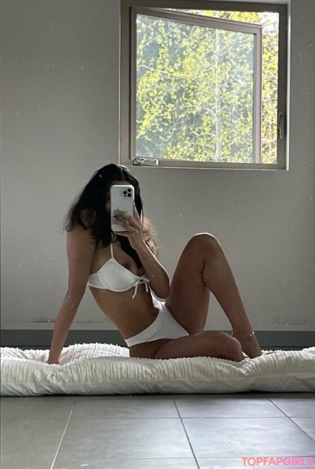 Uhhliar nude leaked OnlyFans photo #232
