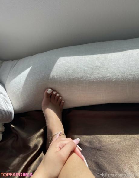 Uhhliar nude leaked OnlyFans photo #365