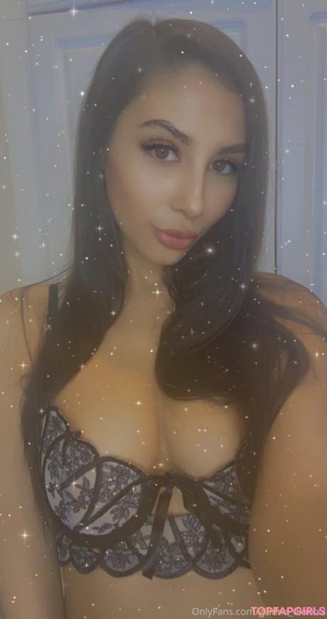 Gianna_diorxxx nude leaked OnlyFans photo #16