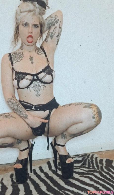 Crystalgirl nude leaked OnlyFans photo #16