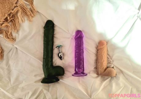 Shantellexx69 nude leaked OnlyFans photo #42