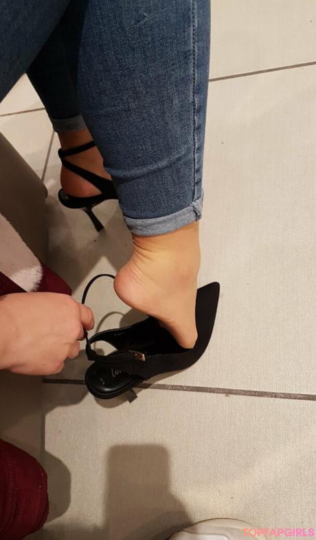 Nylonfeetladyswitzerland nude leaked OnlyFans photo #2