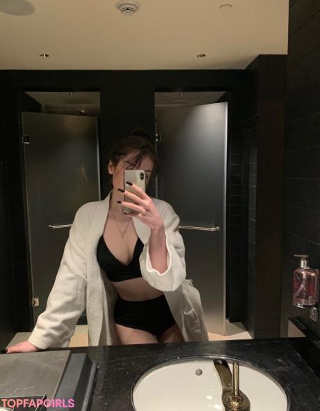 Ratchetlbitchescocaina nude leaked OnlyFans photo #25