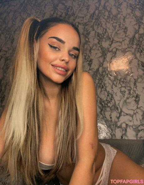 Fantasylucy nude leaked OnlyFans photo #17
