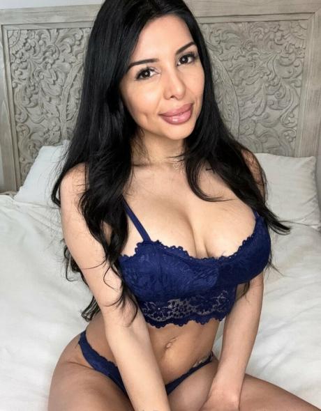 Camilavalentinaxo nude leaked OnlyFans photo #25