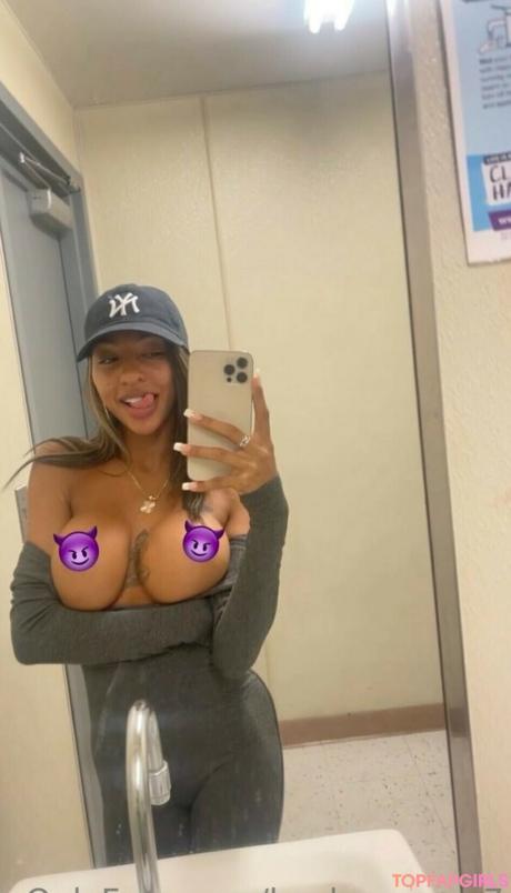 Beckyyyyyyyy nude leaked OnlyFans photo #4