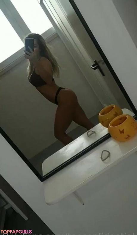 Raquel nude leaked OnlyFans photo #18