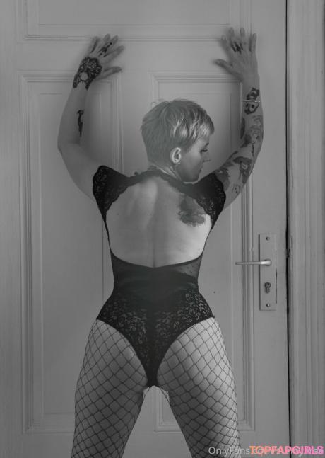 Famez_de nude leaked OnlyFans photo #78