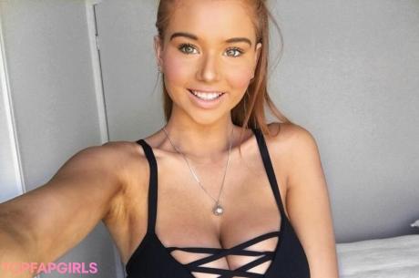 Alyssa nude leaked OnlyFans photo #60