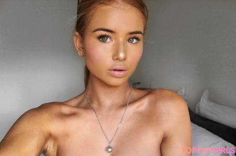 Alyssa nude leaked OnlyFans photo #65