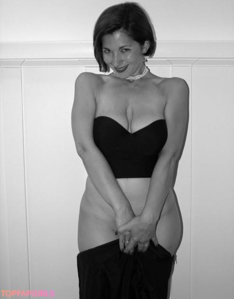 Rebecca's nude leaked OnlyFans photo #205