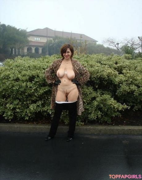 Rebecca's nude leaked OnlyFans photo #786