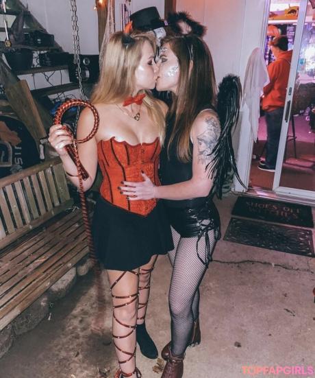 HalieeandKendra nude leaked OnlyFans photo #2