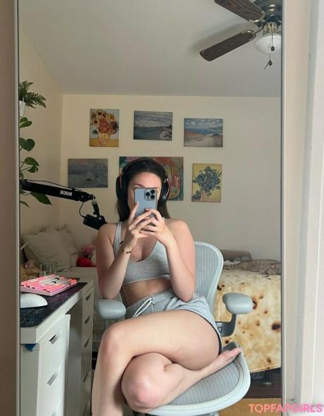 Klairelise nude leaked OnlyFans photo #2