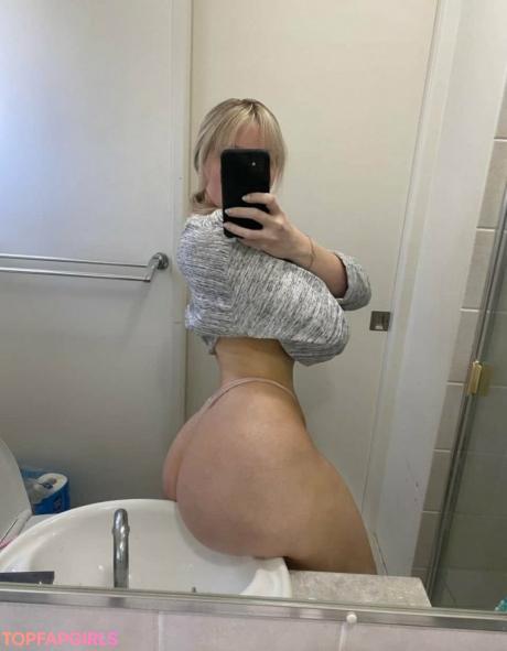 Bootybyshel nude leaked OnlyFans photo #99