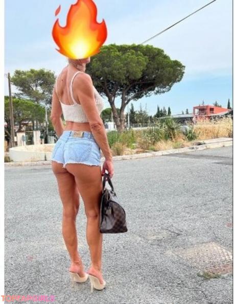 Hotwives nude leaked OnlyFans photo #259