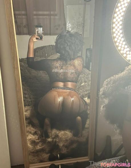 Theyluvvleila nude leaked OnlyFans photo #6