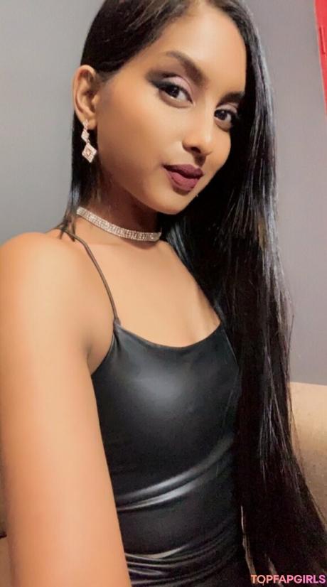 Thequeentrish nude leaked OnlyFans photo #134