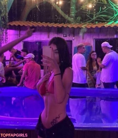 Beatriz nude leaked OnlyFans photo #9