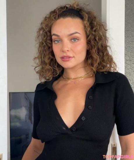 Abbie nude leaked OnlyFans photo #11