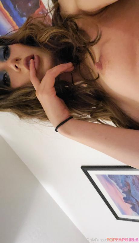 Scarlett nude leaked OnlyFans photo #15