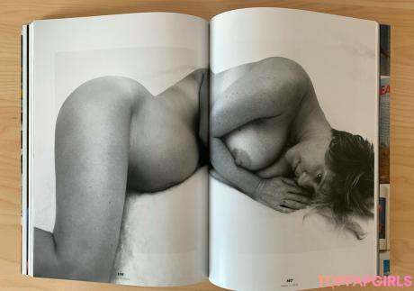 Chloe nude leaked OnlyFans photo #7
