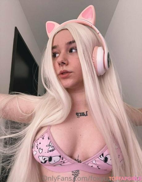 Cosplayfoxyuzumaki nude leaked OnlyFans photo #90