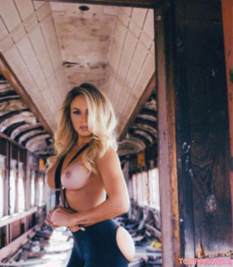 Tamra nude leaked OnlyFans photo #5