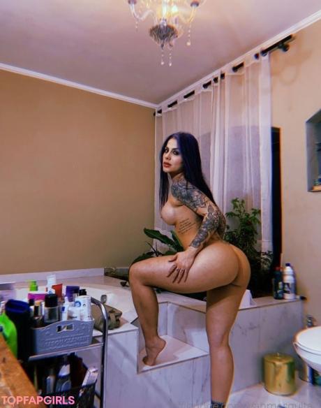 Vanessa nude leaked OnlyFans photo #11