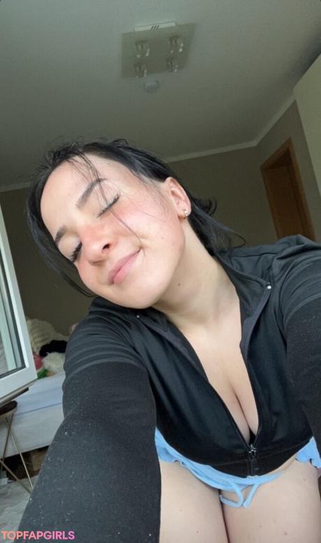 Olivia nude leaked OnlyFans photo #6